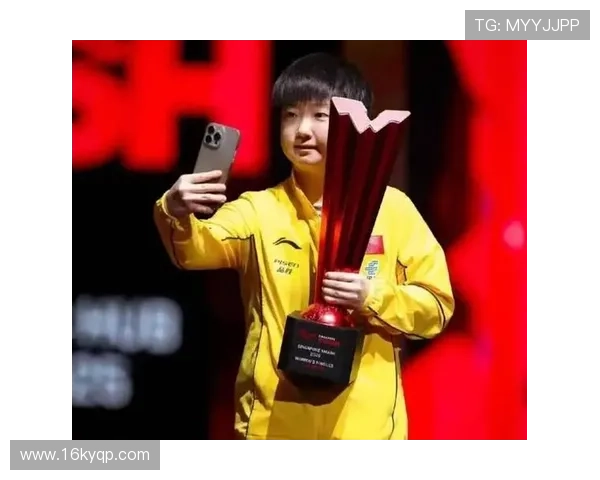 乒乓球运动员因伤无奈放弃比赛的背后故事